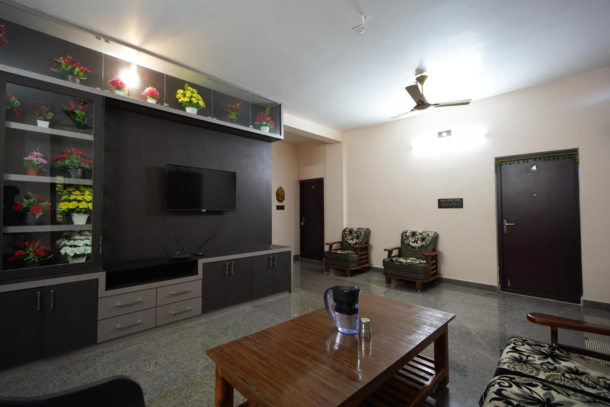Hotel Goutham Residency Kadalur Exteriér fotografie
